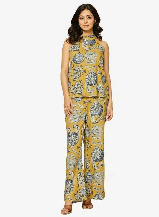 ملائم طقم نسائي فيسكوز أصفر بطبعة وياقة هالتر